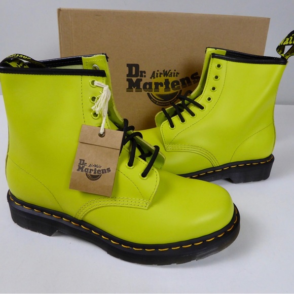 Dr. Martens Doc 1460 Air Wair Smooth Leather Sulphur Yellow Combat Boots NIB - Picture 1 of 10